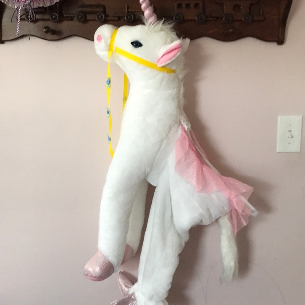 Unicorn play toy
